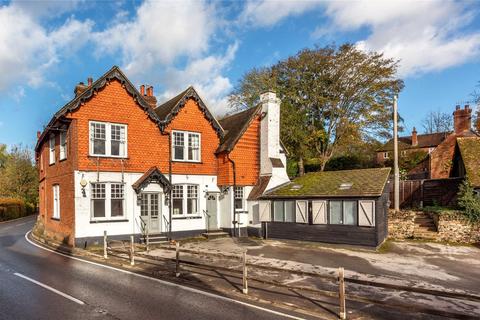 5 bedroom detached house for sale - Guildford Road, Abinger Hammer, Dorking, Surrey, RH5