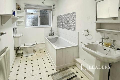 2 bedroom terraced house to rent, Hanover Street, Cheltenham, Gloucestershire, GL50