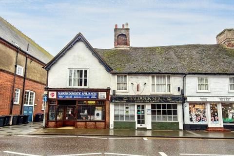 Mixed use for sale, 1, 1A & 1B Hitchin Street, Baldock, Hertfordshire, SG7 6AL