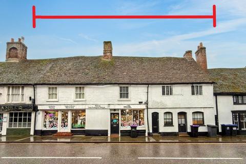 Mixed use for sale, 3-5 Hitchin Street and Bell Cottage, Baldock, Hertfordshire, SG7 6AL