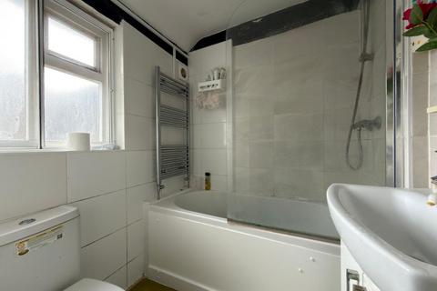undefined, 3-5 Hitchin Street and Bell Cottage, Baldock, Hertfordshire, SG7 6AL