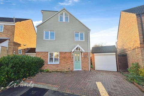 5 bedroom link detached house to rent, Tilmans Mead Farningham DA4