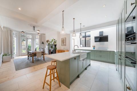 4 bedroom semi-detached house for sale, Inchmery Road, Catford London, SE6