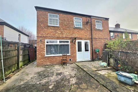 4 bedroom semi-detached house for sale, Willesby Road, Spalding