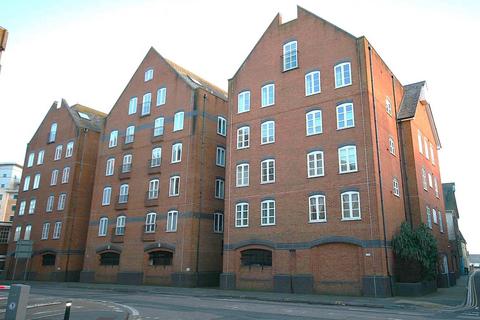 1 bedroom flat for sale, Quay Point, Poole