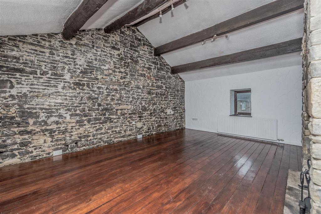 Living Room: