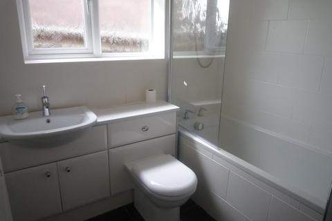 3 bedroom bungalow to rent, Mallory Road, Hove, BN3
