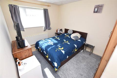 2 bedroom bungalow to rent, Ripley Road, Luton LU4