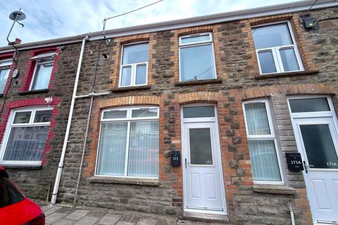 3 bedroom terraced house to rent, Caerau Road, Maesteg