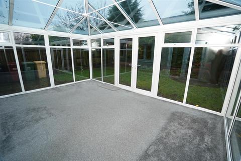 4 bedroom detached house to rent, Higherbrook Close, Horwich