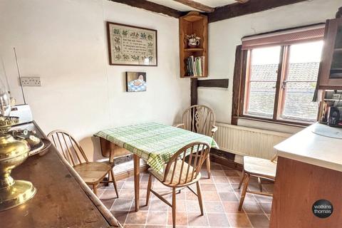 3 bedroom detached house for sale, Credenhill, Hereford, HR4