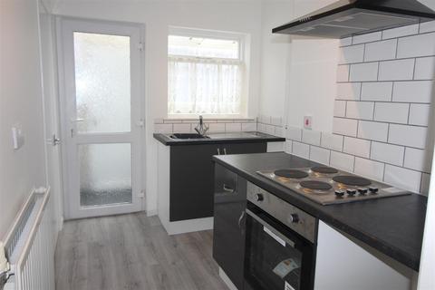 undefined, 3 Saunby Grove, Cleethorpes, N.E. Lincs, DN35 8BG