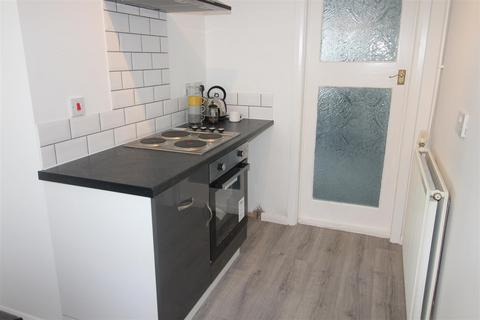 undefined, 3 Saunby Grove, Cleethorpes, N.E. Lincs, DN35 8BG