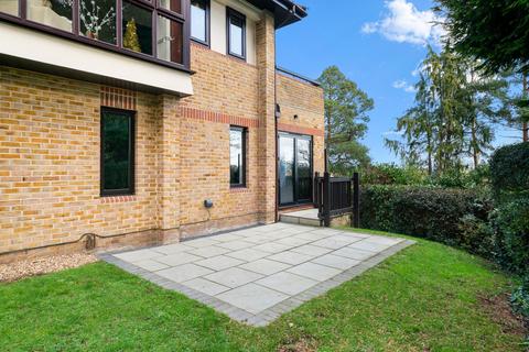 undefined, The Gables, Oxshott, KT22