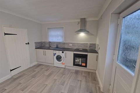 3 bedroom semi-detached house to rent, St. Margarets Avenue, Jersey Marine, Neath