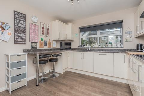 undefined, Mount View Court, Cleckheaton, West Yorkshire, BD19