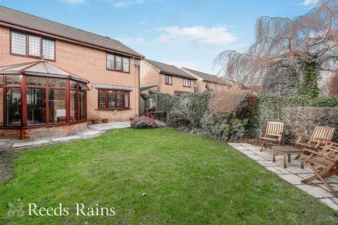 4 bedroom detached house for sale, Loweswater Crescent, Lancashire BB12