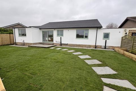 undefined, Hughendon Drive, Thornton, Bradford