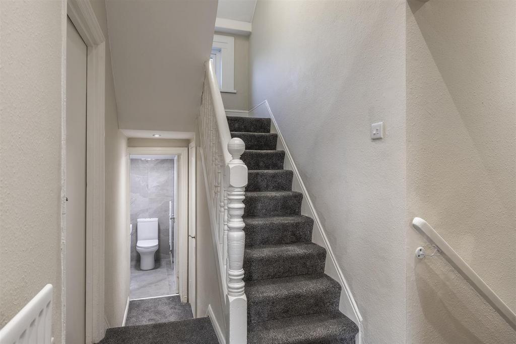 Flat 2 - 21 Grove Rd-14 copy.jpg