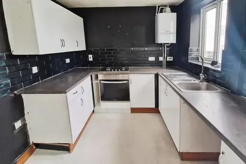 2 bedroom semi-detached house for sale, Dudley, DY1