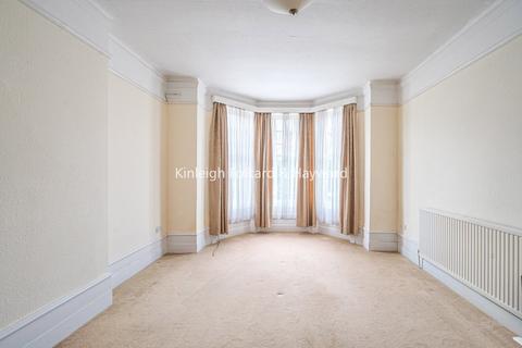 2 bedroom flat to rent, Fairfield Road, Crouch End, London, N8
