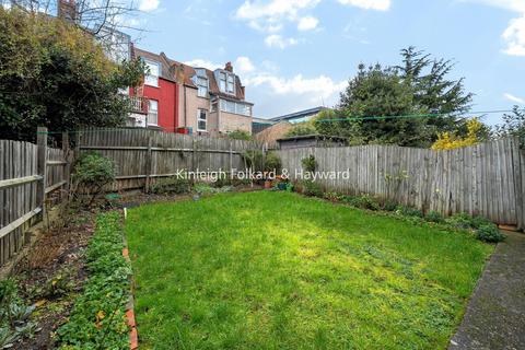 2 bedroom flat to rent, Fairfield Road, Crouch End, London, N8