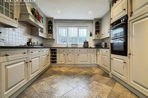 4 bedroom detached house for sale, Lundhill Road, Wombwell, Barnsley