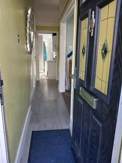 1 bedroom apartment for sale, Silverdale Avenue, Westcliff-On-Sea