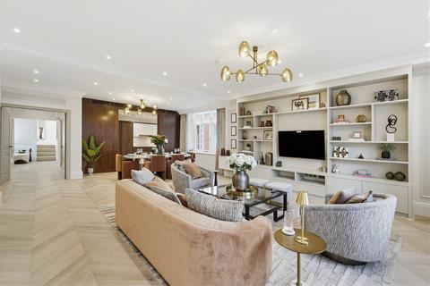 3 bedroom flat to rent, Stratton Street, Mayfair, London