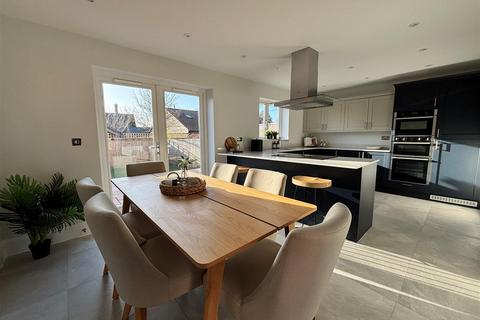 undefined, Aubreys Yard, Poulshot