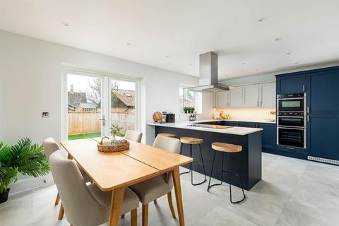 undefined, Aubreys Yard, Poulshot