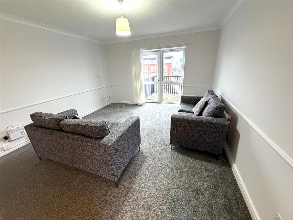 Lounge/dining room