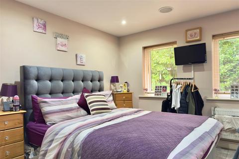2 bedroom apartment to rent, Cressex Road, High Wycombe HP12