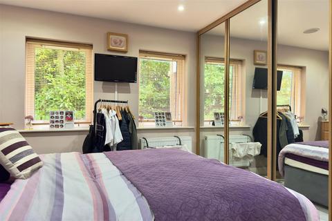 2 bedroom apartment to rent, Cressex Road, High Wycombe HP12