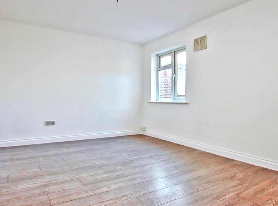 Bedroom 1.png