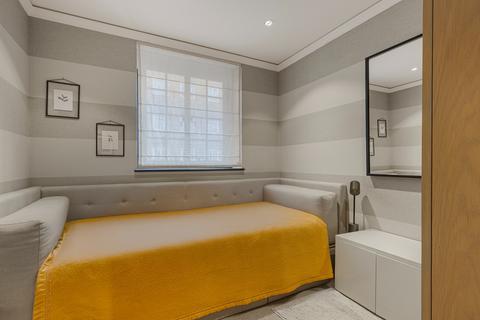 2 bedroom flat for sale, Swan Court, Chelsea Manor Street, Kensington and Chelsea, SW3