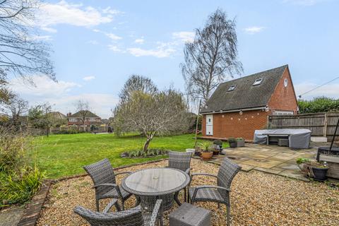 5 bedroom detached house for sale, Eversley Road, Yateley, Hampshire
