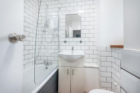 1 bedroom apartment for sale, Stockwell Lane, London, SW9 0SS