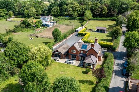 4 bedroom detached house for sale - Criftins, Nr Ellesmere.