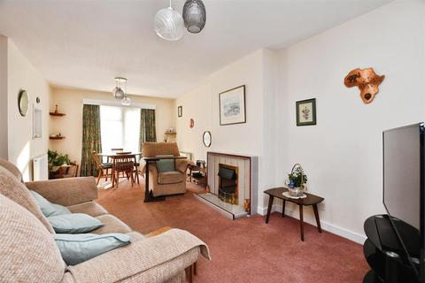 3 bedroom detached house for sale, Leads Road, Hull