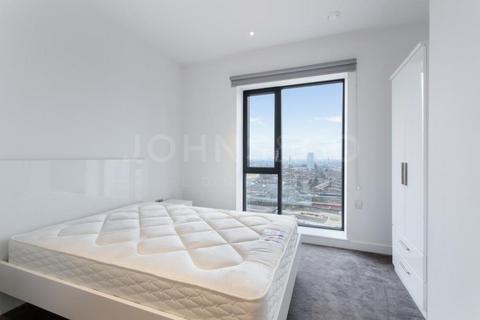 2 bedroom flat to rent, Grantham House, London City Island, London, E14