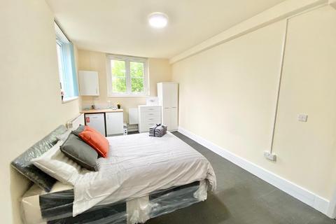 1 bedroom in a house share to rent, Melville Road, Birmingham B16