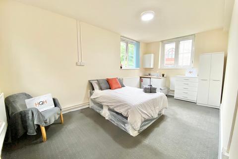 1 bedroom in a house share to rent, Melville Road, Birmingham B16