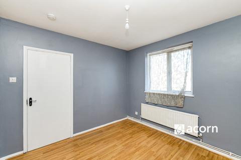 3 bedroom maisonette to rent, Beckway Street Walworth SE17