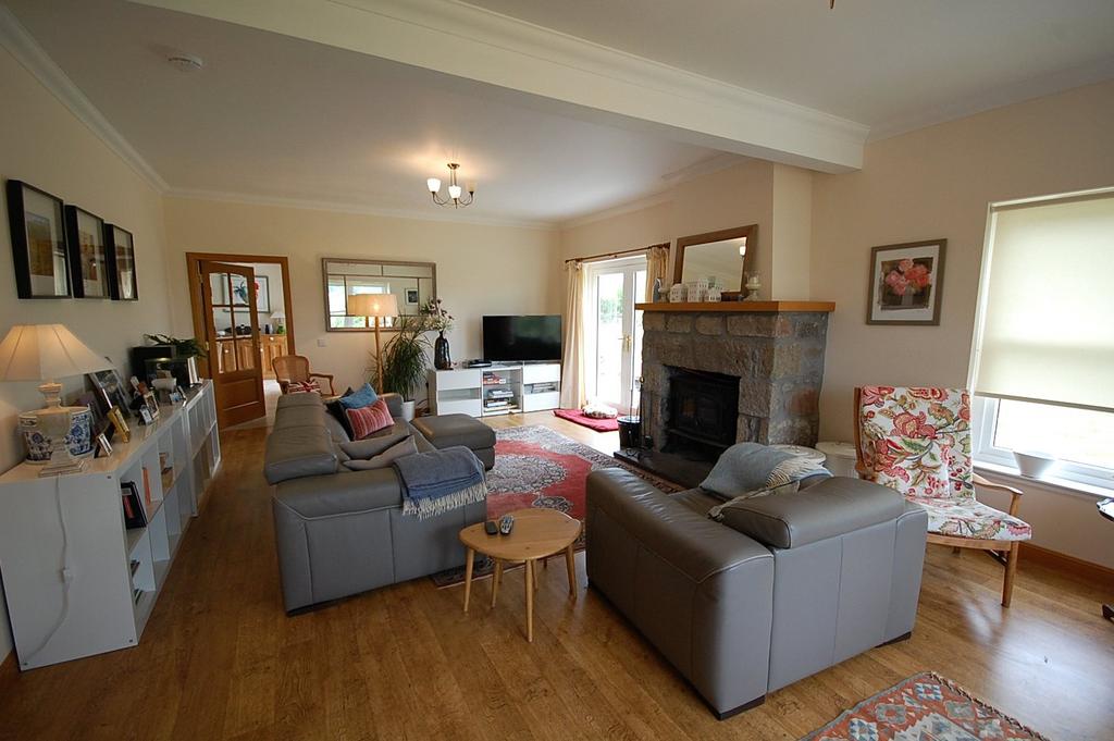 Lounge 2