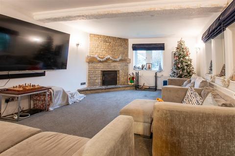 4 bedroom detached house for sale, Saltford Court, Saltford, Bristol