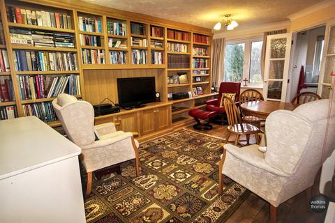 2 bedroom retirement property for sale, Watkins Court, Old Mill Close, Hereford, HR4