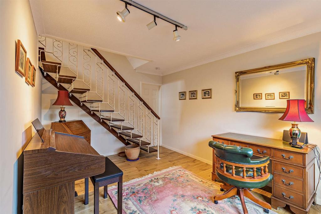 8673764-interior20-800.jpg