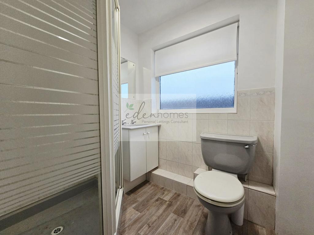 Bathroom - Copy.jpeg