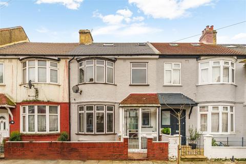 4 bedroom terraced house to rent, Ashtree Avenue, Mitcham CR4